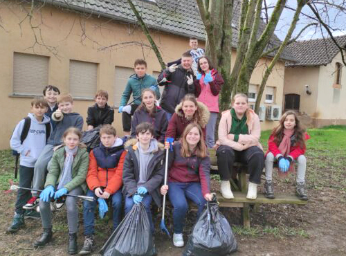 Nettoyage de printemps des collégiens de WOERTH